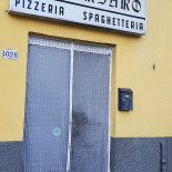 Vraa Pizza Udenfor