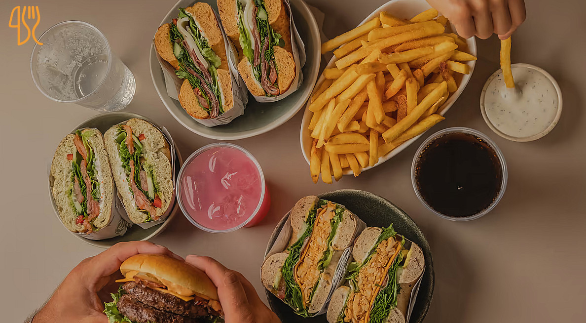 Nadias Sandwich Reberbansgade Mad