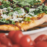 Nybrogård Pizzaria Mad