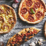 Jonas' Pizzeria Mad