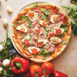 Mega Pizza Mad