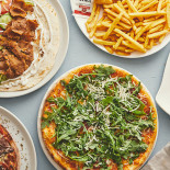 Maddy's Döner Pizza Mad