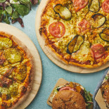Mos Burger Pizza Mad