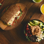 Kong Kian's Sandwich Salatbar Drik