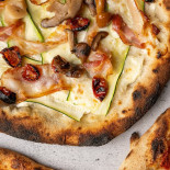 Godtfolk Pizzabar Mad