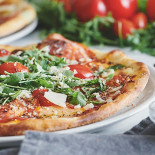 Dronningborg Pizza Mad