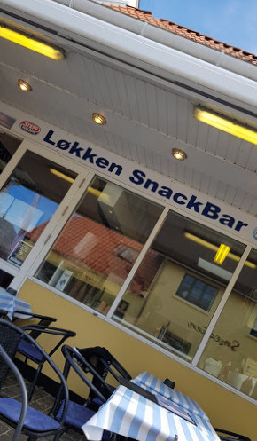 Lokken Snackbar Og Cafeen Udenfor