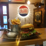 Mcknudsens Inde