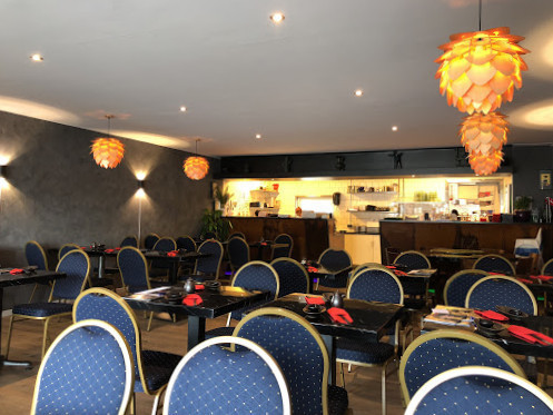 Ny Yaki Sushi Udenfor