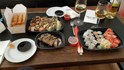 Flying Sushi Mad
