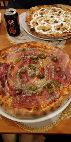 Spisestedet Skave Pizza Menu