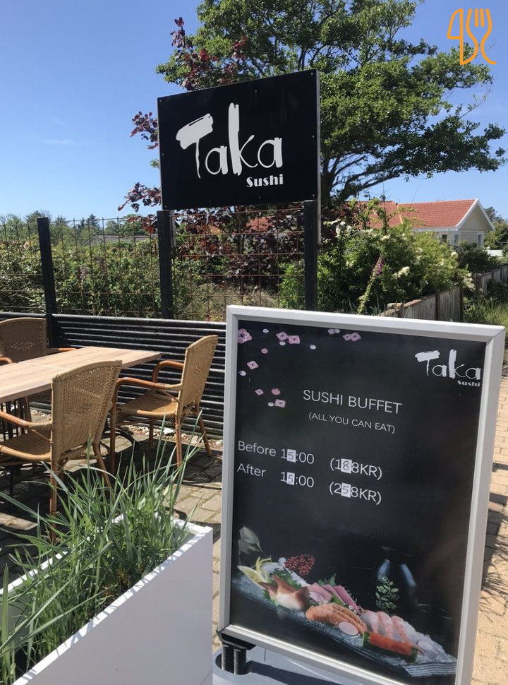 Taka Sushi Udenfor