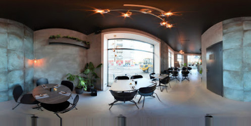 Dondon Sushi Udenfor