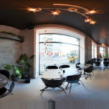 Dondon Sushi Udenfor