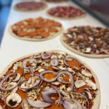 M G Pizza Mad