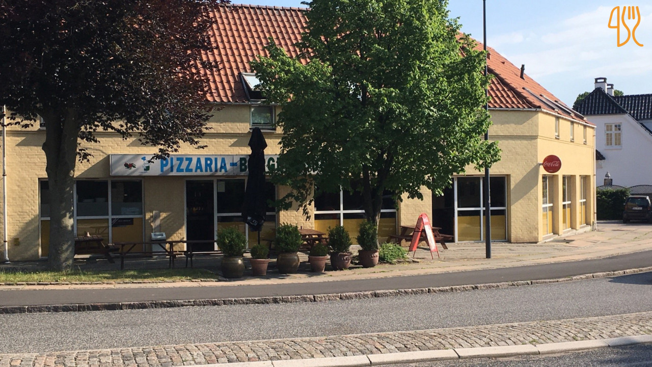 Pizza Burger House Udenfor