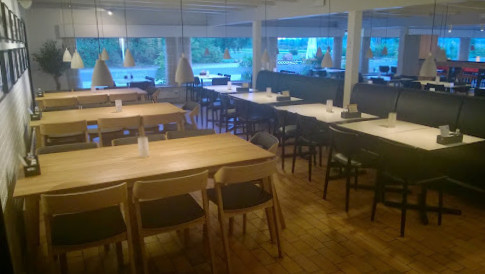 Seggelund Dit Lokale Spisested Udenfor
