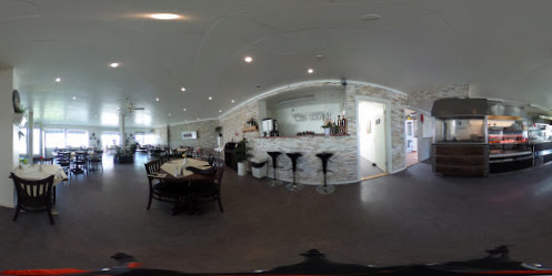 Trane Pizza Udenfor