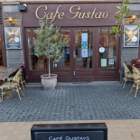 Cafe Gustav Udenfor