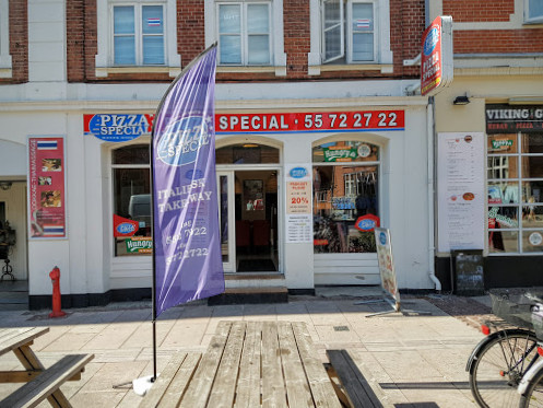 Pizzaspecial Udenfor