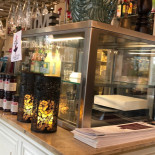Cafe Peace Udenfor