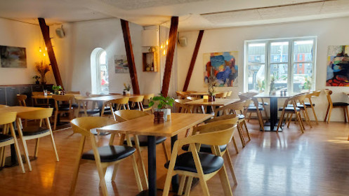Cafe Apostrof Udenfor