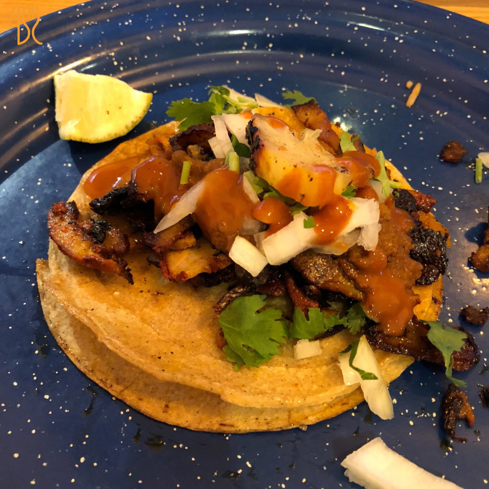 Pastor Tacos Udenfor