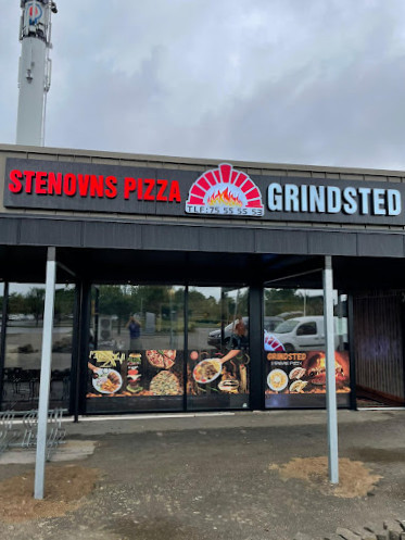 Stenovn's Pizza Udenfor
