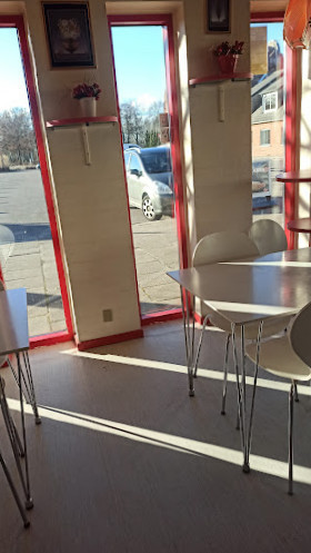 Allingaabro Grill Pizza Udenfor