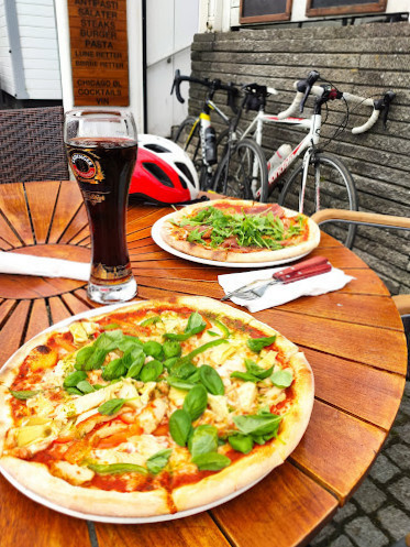 Chicago Pizza Udenfor