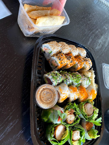 Lucky Sushi, Inde
