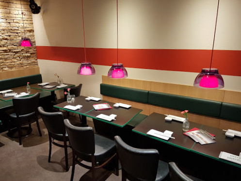 Lucky Sushi, Inde