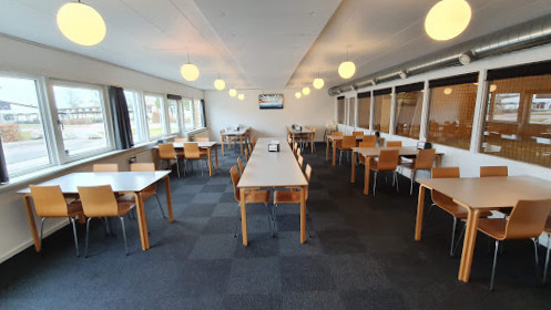 Aarslevhallens Cafeteria Inde