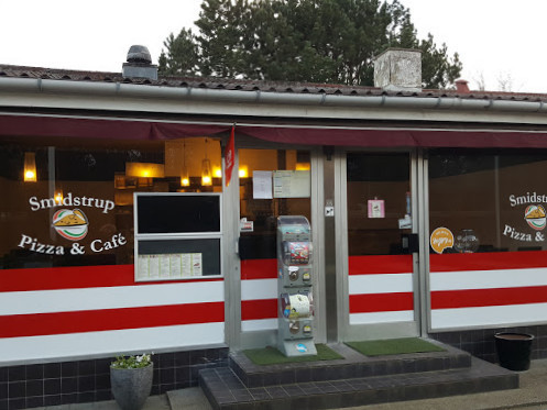 Smidstrup Pizza Og Cafe Udenfor