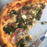 Efes Pizzaria Og Mad