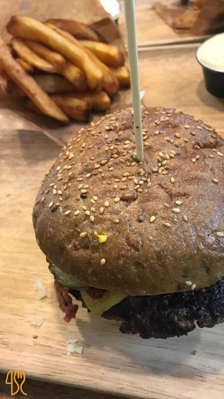 Hulks Burgerhus Inde