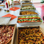Hou Pizza Udenfor