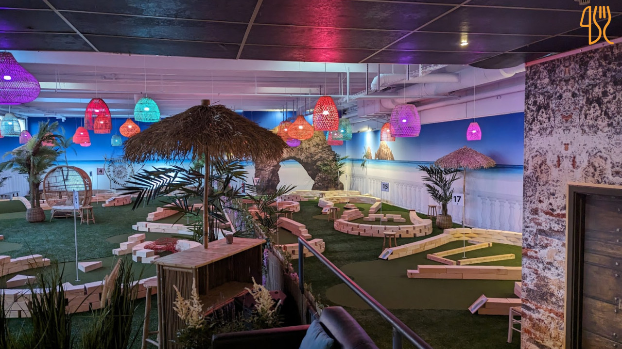 Ballerup Diner Udenfor