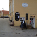 Bounty Loenstrup Udenfor