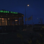 Cafe Jorden Rundt Udenfor