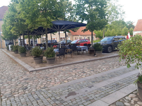 Kongens Kaelder Udenfor