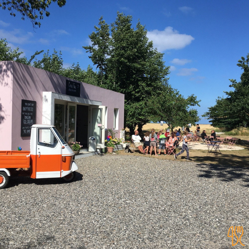 Casa Tua Divine Ice Cream Udenfor