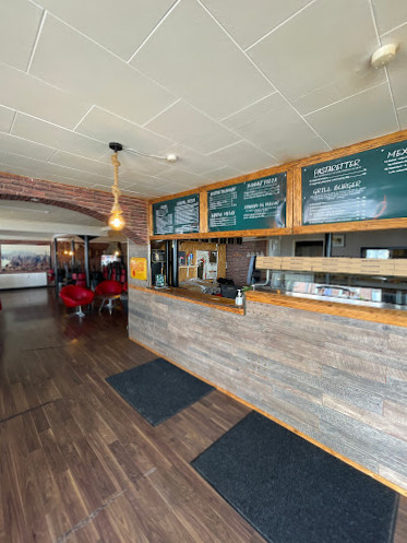 Deluxe Pizza Grill Udenfor