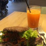 Ella's Coffee Shop Inde