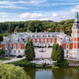 Hvedholm Slot Udenfor