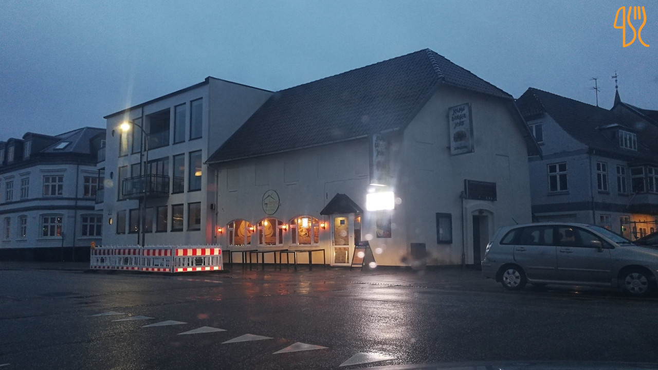 Jowys Burger Joint Udenfor