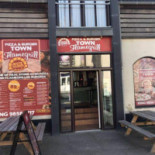 Burger Town Udenfor