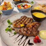 Cassandre Bistro Mad