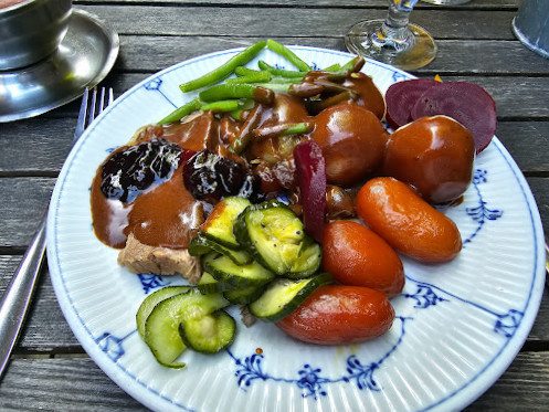 Café Lindevang Udenfor