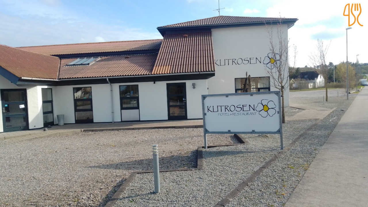 Klitrosen Udenfor